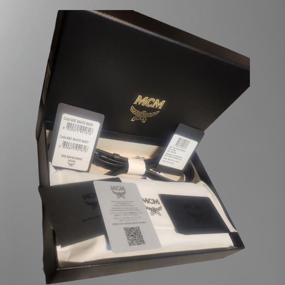 🚫SOLD🚫🆕️MCM Visetos Wallet Crossbody Bag - Picture 16 of 16